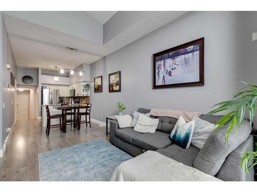 112 Chaparral Ridge Circle Se, Calgary, AB - Indoor Photo Showing Living Room