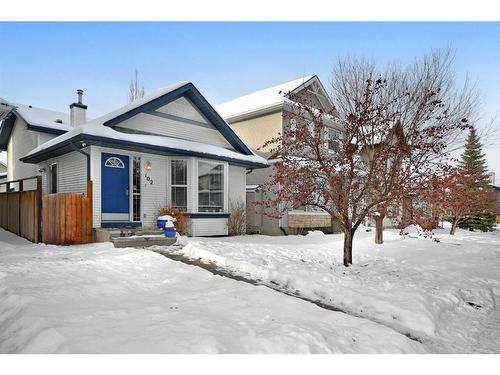 102 Cranberry Square Se, Calgary, AB - Outdoor