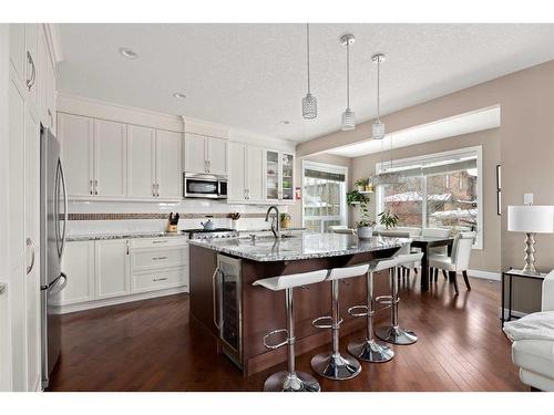 247 Valley Pointe Way Nw, Calgary, AB - Indoor Photo Showing Kitchen With Upgraded Kitchen