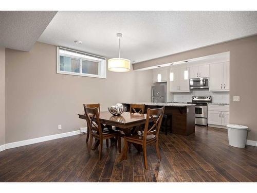 247 Valley Pointe Way Nw, Calgary, AB - Indoor Photo Showing Dining Room