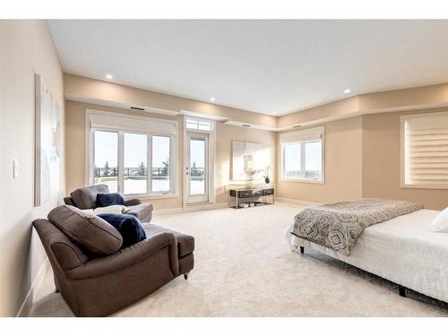 2467-2330 Fish Creek Boulevard Sw, Calgary, AB - Indoor