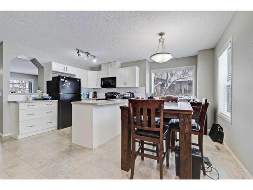 75-105 Drake Landing Common, Okotoks, AB - Indoor