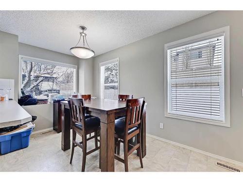 75-105 Drake Landing Common, Okotoks, AB - Indoor Photo Showing Dining Room