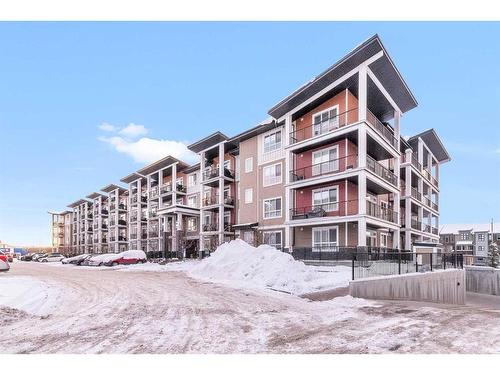 313-20 Walgrove Walk Se, Calgary, AB - Outdoor With Balcony With Facade