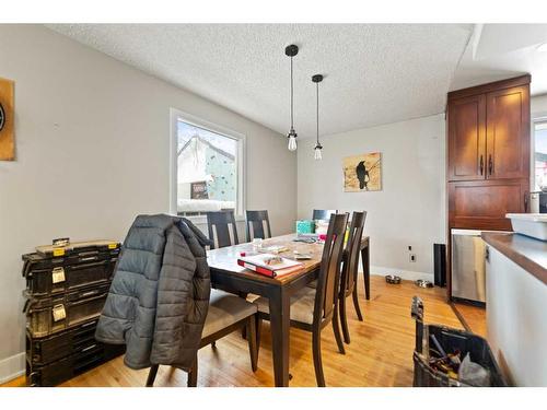 1612 Radisson Drive Se, Calgary, AB - Indoor Photo Showing Dining Room