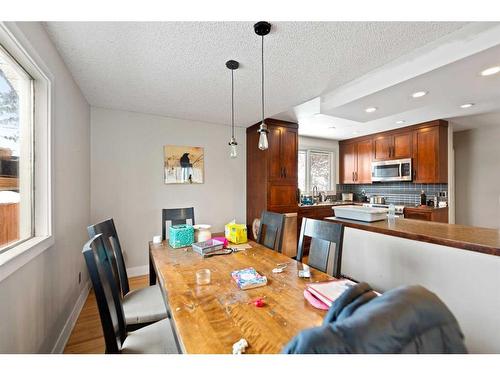 1612 Radisson Drive Se, Calgary, AB - Indoor Photo Showing Dining Room