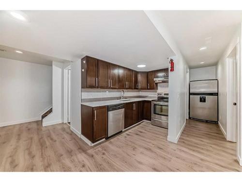 80 Saddleback Way Ne, Calgary, AB - Indoor Photo Showing Kitchen