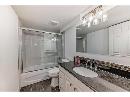 80 Saddleback Way Ne, Calgary, AB - Indoor Photo Showing Bathroom