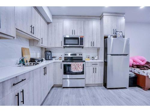 126 Saddlestone Park Ne, Calgary, AB - Indoor Photo Showing Kitchen