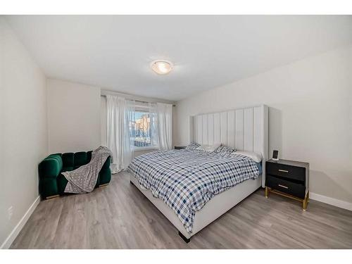 158 Seton Gardens Se, Calgary, AB - Indoor Photo Showing Bedroom