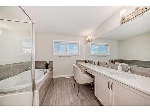 158 Seton Gardens Se, Calgary, AB - Indoor Photo Showing Bathroom