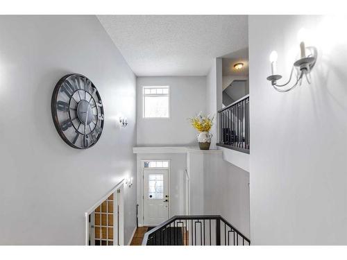 12 Hidden Creek Drive Nw, Calgary, AB - Indoor Photo Showing Other Room