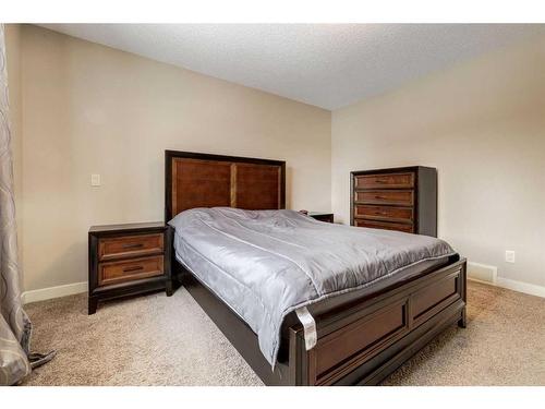 140 Walden Rise Se, Calgary, AB - Indoor Photo Showing Bedroom