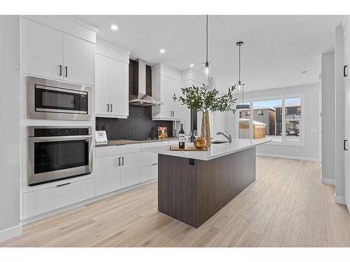 531 Rowmont Boulevard Nw, Calgary, AB - Indoor Photo Showing Kitchen With Upgraded Kitchen