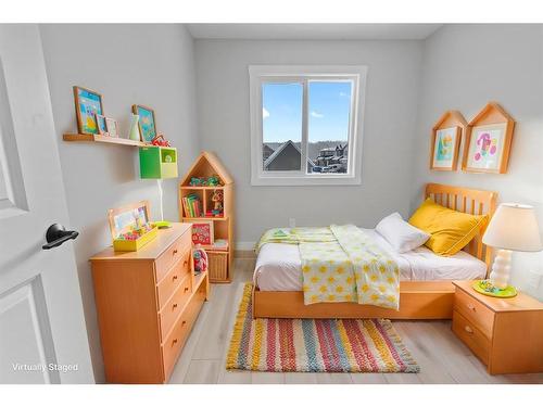 531 Rowmont Boulevard Nw, Calgary, AB - Indoor Photo Showing Bedroom