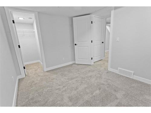 531 Rowmont Boulevard Nw, Calgary, AB - Indoor Photo Showing Other Room