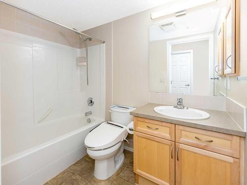 2207-200 Community, Okotoks, AB - Indoor Photo Showing Bathroom