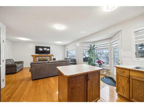 646 Sierra Morena Court Sw, Calgary, AB - Indoor With Fireplace