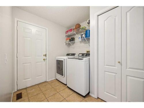 646 Sierra Morena Court Sw, Calgary, AB - Indoor Photo Showing Laundry Room