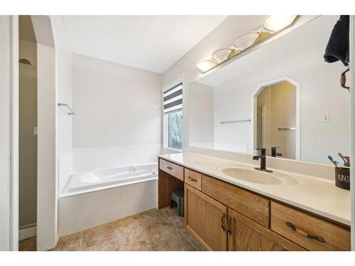 646 Sierra Morena Court Sw, Calgary, AB - Indoor Photo Showing Bathroom