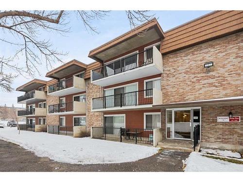 6A-231 Heritage Drive Se, Calgary, AB - Outdoor With Balcony With Facade