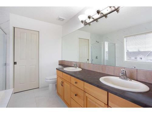 42 Royal Oak Grove Nw, Calgary, AB - Indoor Photo Showing Bathroom