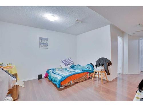 81 Taravista Way Ne, Calgary, AB - Indoor Photo Showing Bedroom