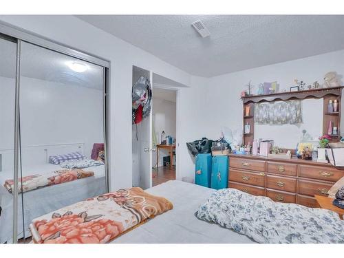 81 Taravista Way Ne, Calgary, AB - Indoor Photo Showing Bedroom