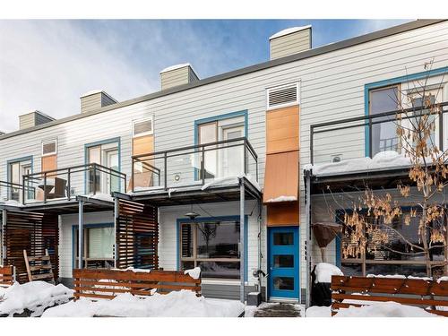 210-116 7A Street Ne, Calgary, AB - Outdoor With Balcony With Deck Patio Veranda With Facade