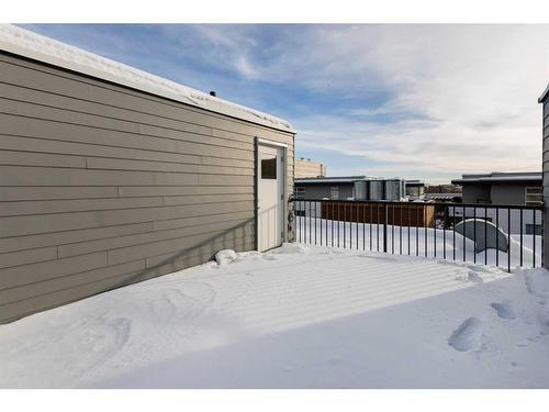 210-116 7A Street Ne, Calgary, AB - Outdoor With Exterior