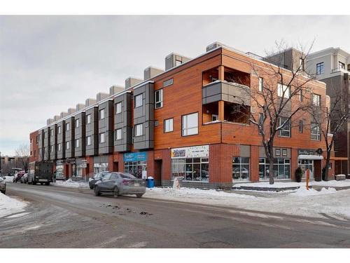 210-116 7A Street Ne, Calgary, AB - Outdoor With Facade