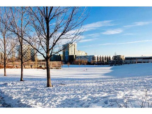 210-116 7A Street Ne, Calgary, AB - Outdoor With View