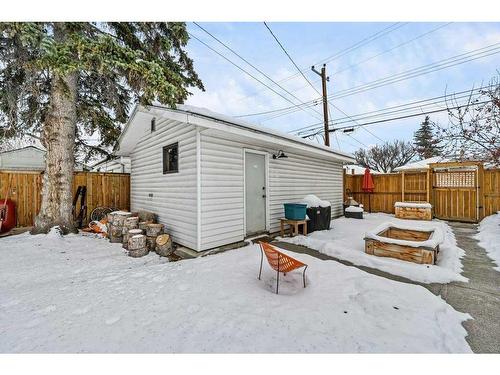 2536 4 Avenue Nw, Calgary, AB - Outdoor