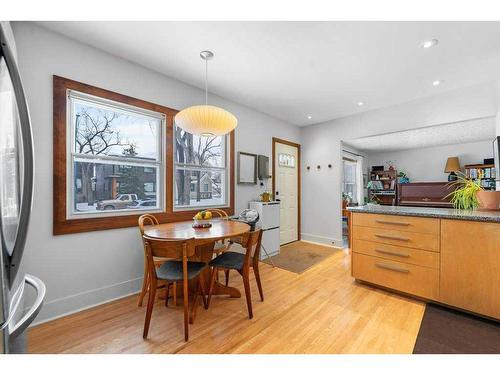 2536 4 Avenue Nw, Calgary, AB - Indoor Photo Showing Dining Room