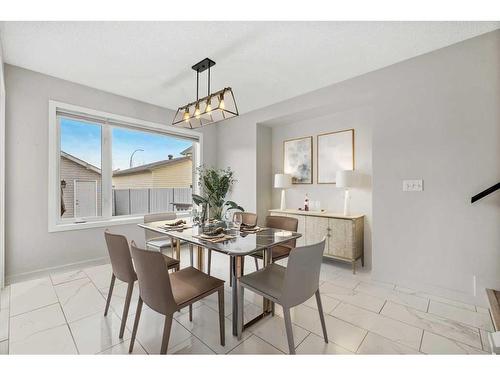 274 Covewood Park Ne, Calgary, AB - Indoor Photo Showing Dining Room