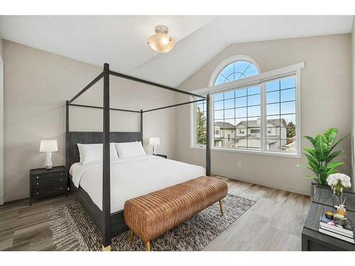 274 Covewood Park Ne, Calgary, AB - Indoor Photo Showing Bedroom