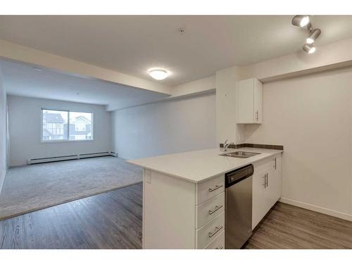 4208-181 Skyview Ranch Manor Ne, Calgary, AB - Indoor Photo Showing Kitchen