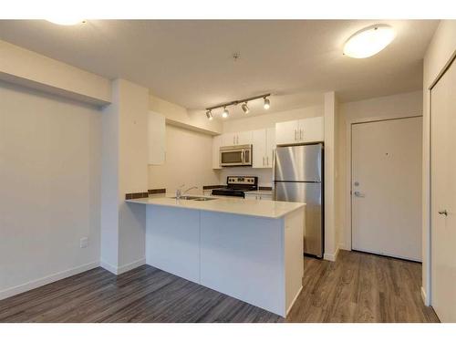 4208-181 Skyview Ranch Manor Ne, Calgary, AB - Indoor Photo Showing Kitchen With Stainless Steel Kitchen