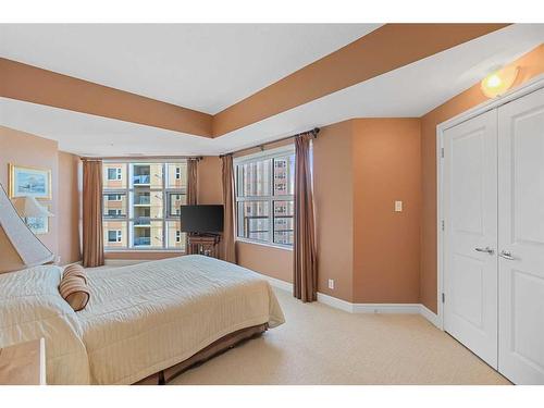 801-110 7 Street Sw, Calgary, AB - Indoor Photo Showing Bedroom