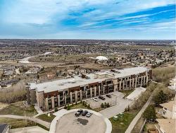 409-15 Cougar Ridge Landing SW Calgary, AB T3H 6C3