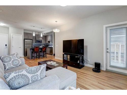 5-4 Sage Hill Terrace Nw, Calgary, AB - Indoor Photo Showing Living Room