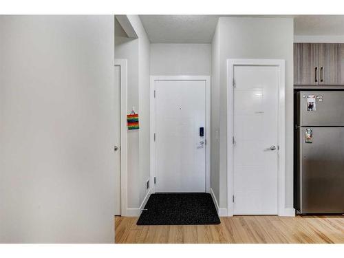 5-4 Sage Hill Terrace Nw, Calgary, AB - Indoor Photo Showing Other Room