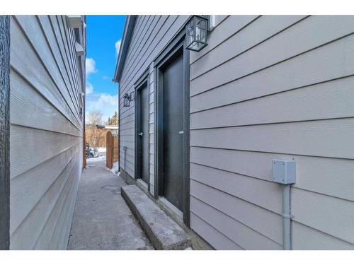 2522 17 Avenue Sw, Calgary, AB - Outdoor With Exterior