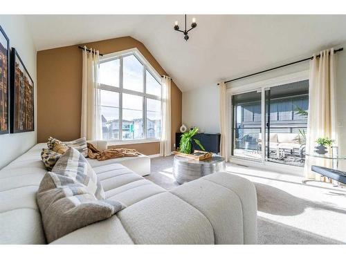 196 Lewiston Drive Ne, Calgary, AB - Indoor Photo Showing Living Room