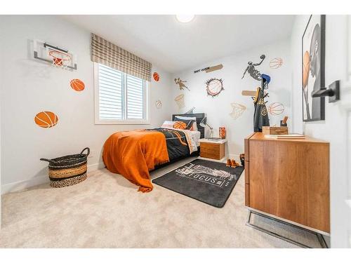 196 Lewiston Drive Ne, Calgary, AB - Indoor Photo Showing Bedroom