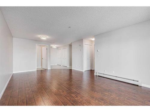 2217-6224 17 Avenue, Calgary, AB - Indoor