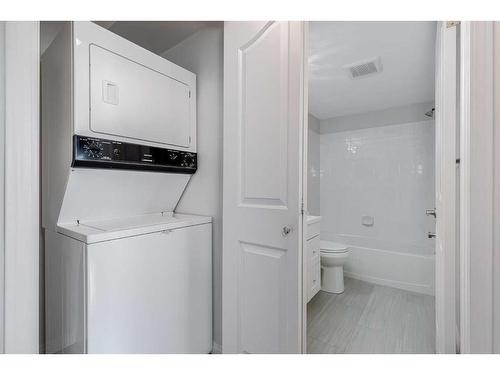 2217-6224 17 Avenue, Calgary, AB - Indoor Photo Showing Laundry Room