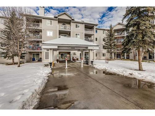 2217-6224 17 Avenue, Calgary, AB - Outdoor With Balcony With Facade