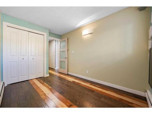 304-930 18 Avenue Sw, Calgary, AB - Indoor Photo Showing Other Room