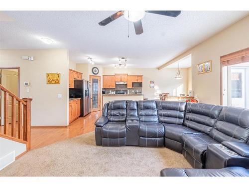 229 West Creek Boulevard, Chestermere, AB - Indoor Photo Showing Living Room